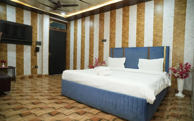 Comfort Stay - Saheed Path Ahimamau, Near Lulu Mall - Hotel in Λάκναου - Photo 5