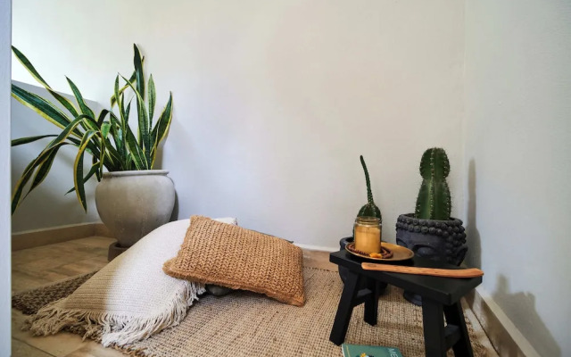 Lujoso Condo en Holistika by BT Homes