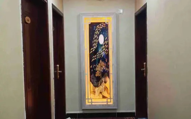 Sanhe Holiday Inn