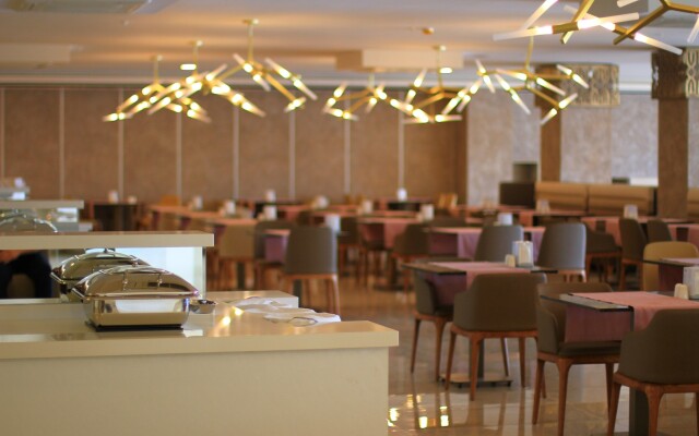 Turunc Premium Hotel
