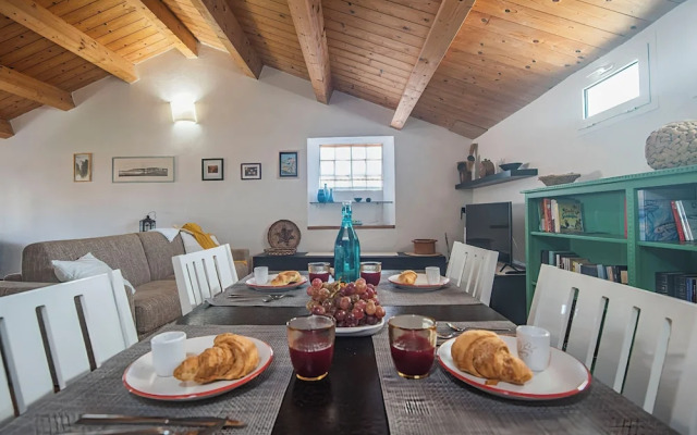 Una Mansarda Nell'isola