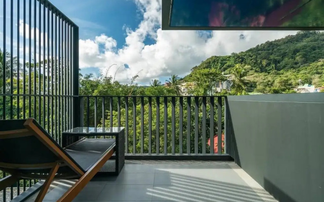 The Deck Patong