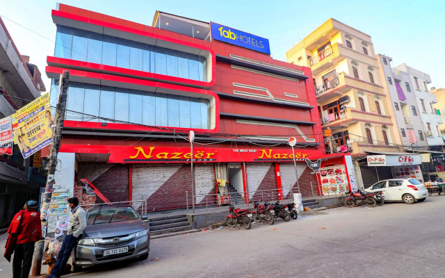 FabHotel Royal Inn