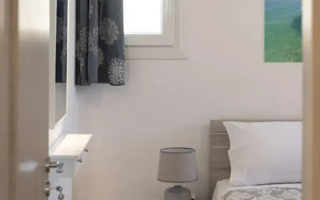 Parikia s Sunlight 2bedroom House