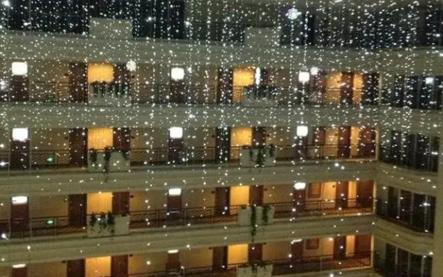 Wonder Hotel
