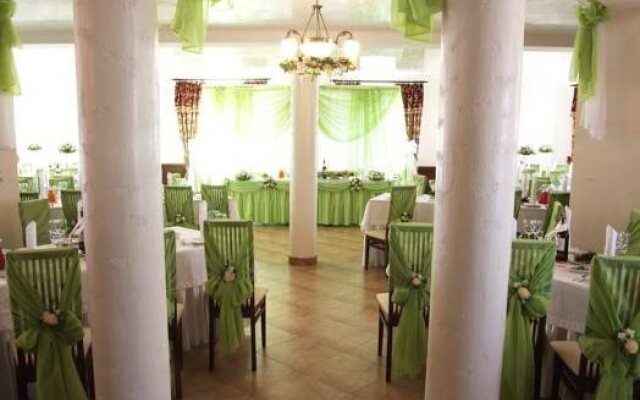 Vlada Hotel