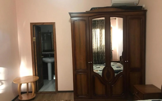 Guest house Mayana