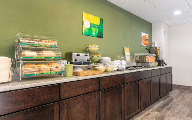 Comfort Inn & Suites