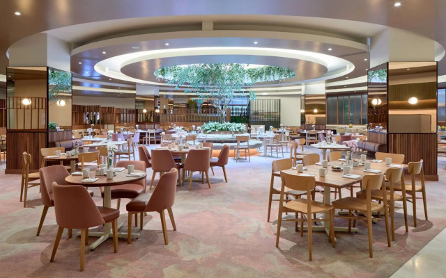 DoubleTree by Hilton Montreal