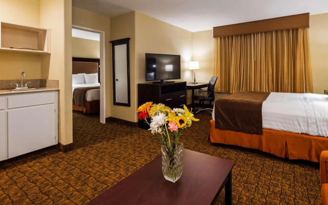 Best Western Escondido Hotel