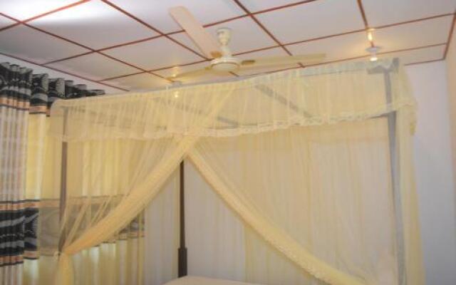 W7 Home Stay