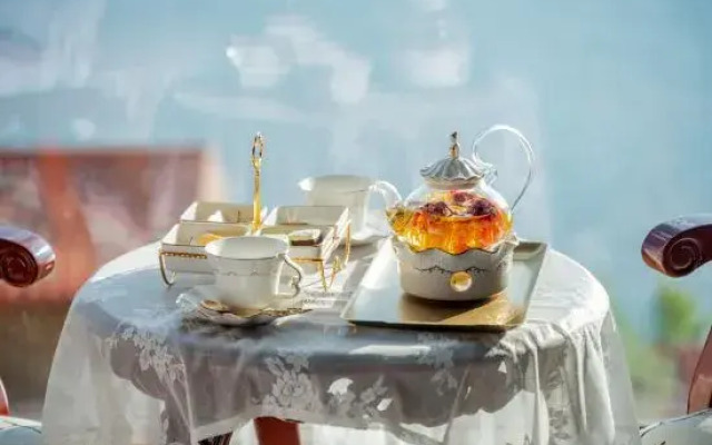 Dali Shanshuijian Seaview Holiday Villa