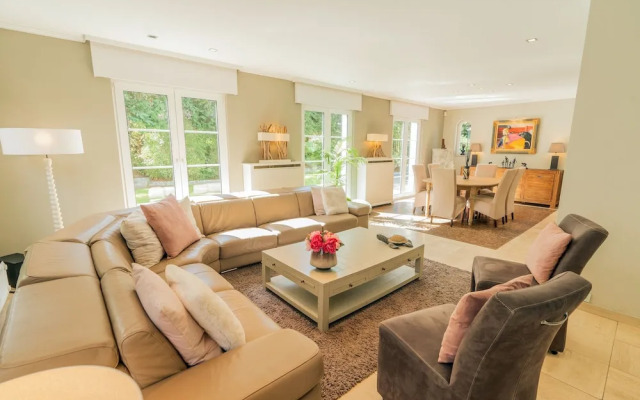 Waterloo Garden residence