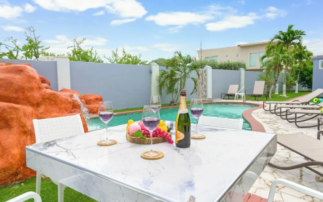 Homey Vacation Retreat