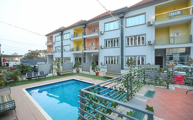 Triple 9 Apartments, Pool & Spa