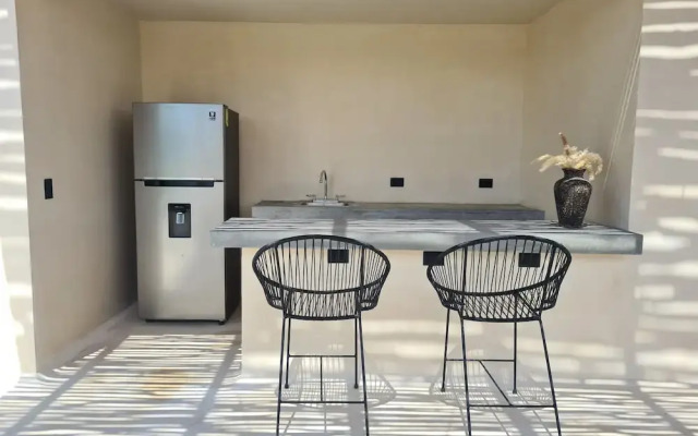 Private Balcony Jungle View Studio S21