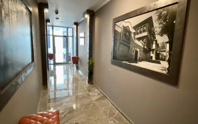 Luxury Apartments Ivon