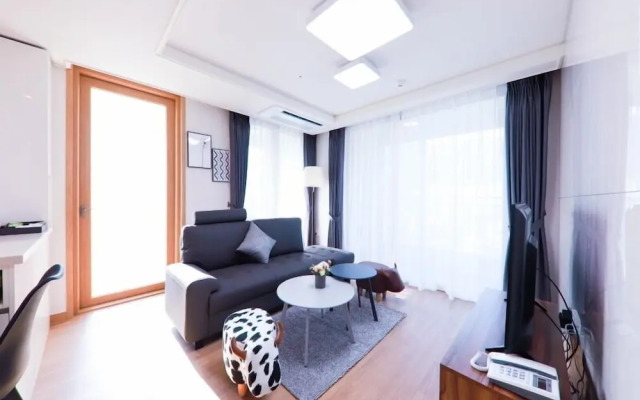 Leeinstay Hotel