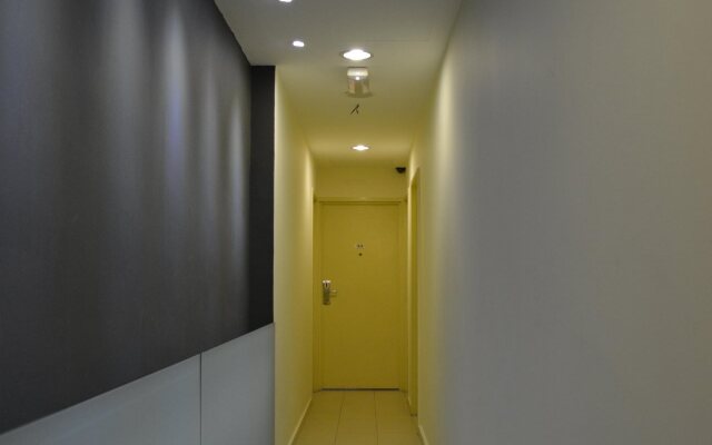 Putra One Avenue Hotel