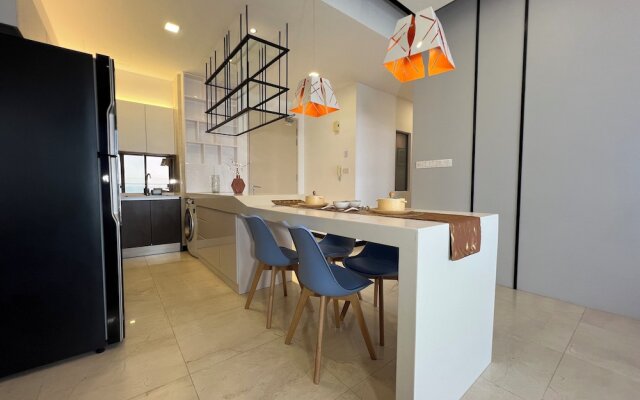 Attic Home Melaka Silverscape Residence