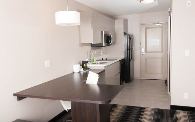 Western Star All Suites Signature Hotel