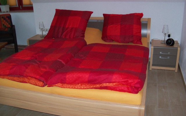 Zum-Luetten-Leuchtturm