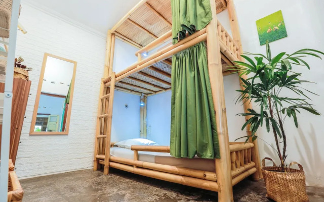 Snooze Guesthouse Yogyakarta - Hostel