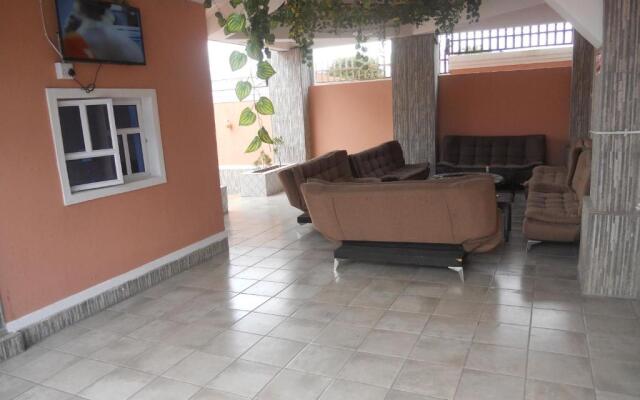 Gold Crown international Hotel