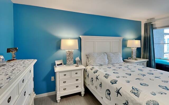 Madeira Beach Yacht Club 323b