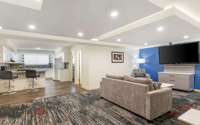 Best Western Plus Lake Lanier/gainesville Hotel & Suites