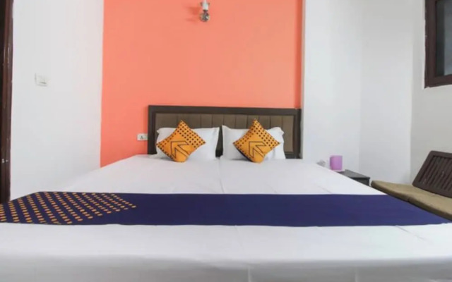 Goroomgo Viren Pacific Agra