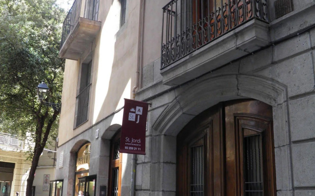Apartaments Sant Jordi Comtal 33