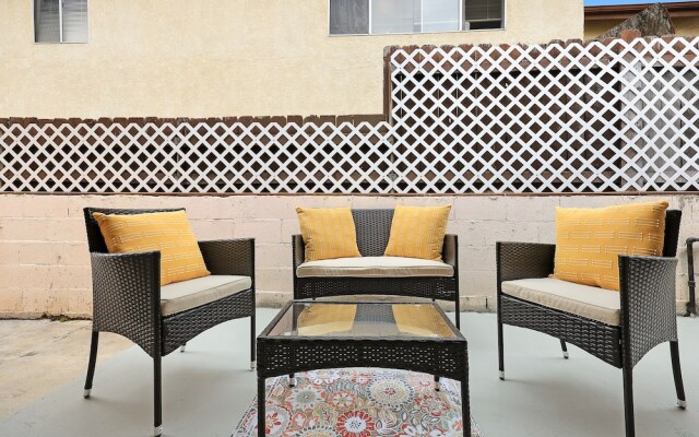 Stylish & Charming 15min to Downtown LA