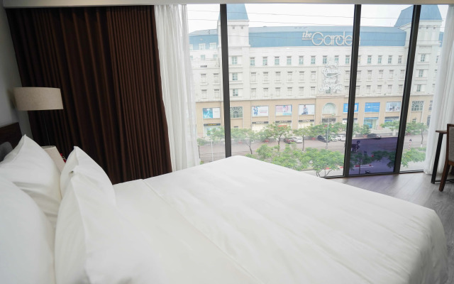 Reyna Hotel Hanoi