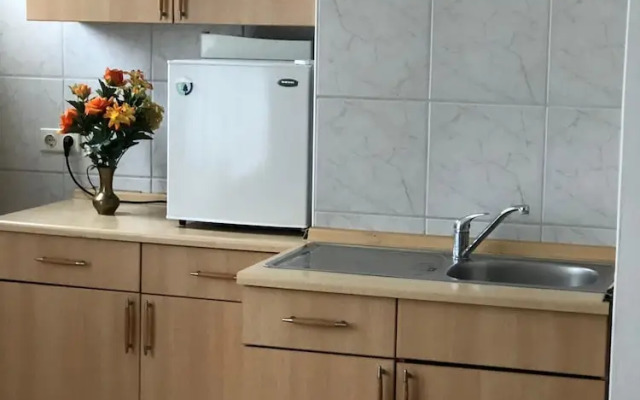 City Hotel-Garni