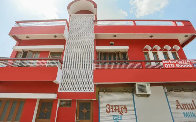 Hotel Grand Plaza 2 by OYO Rooms