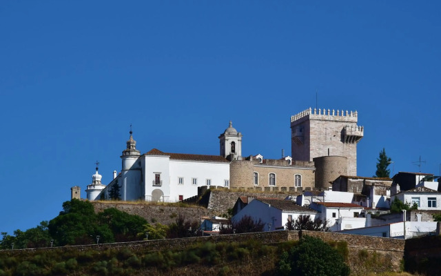 Pousada Castelo de Estremoz - Historic Hotel