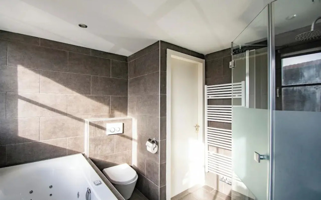 Amicable Villa With Whirlpool