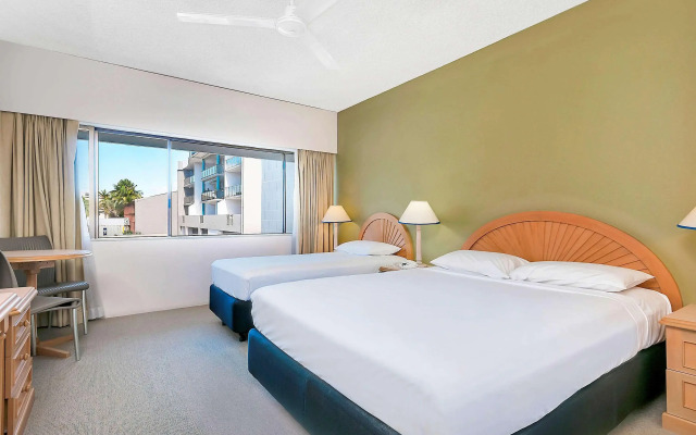 Mercure Cairns