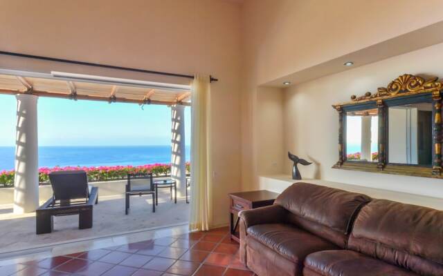 Luxury 5BR Villa, Sleeps 14 W/ocean View: Villa Perla de Law