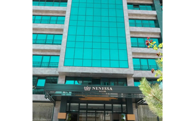 Nenessa Hotel