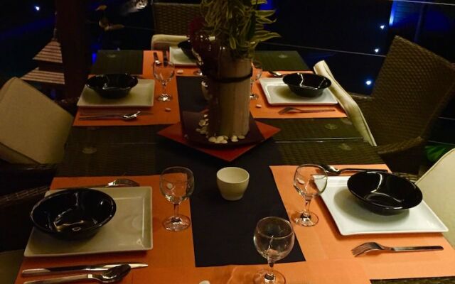 Poé Côté Lagon Beach Bungalows