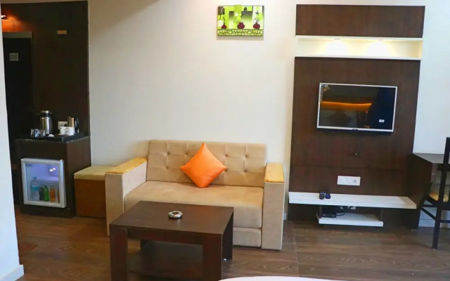 The Grand Astoria Somnath