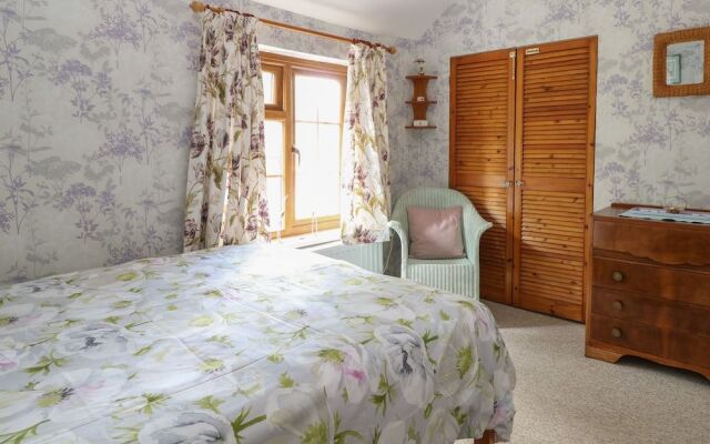 Willow Cottage