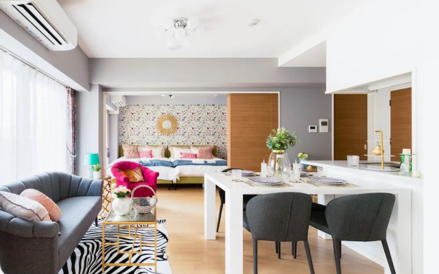 Crystal Exe Nipponbashi St36