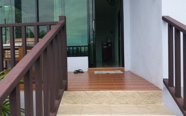 Preecha Resort