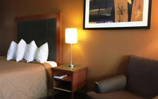 Chestnut Tree Inn