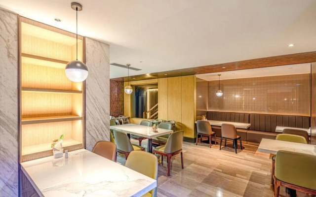 Atour Hotel Olympic Center Jinan