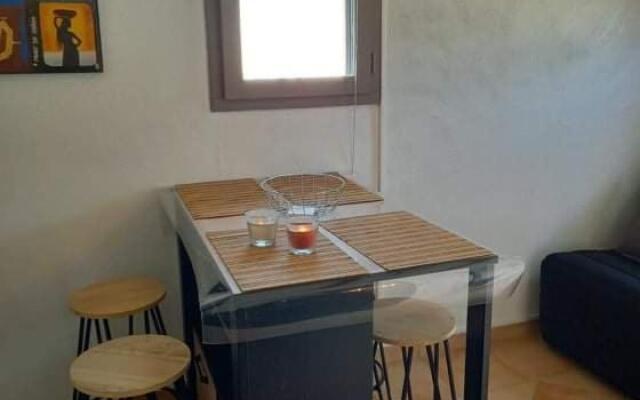 Studio dans villa calme à 15km de Cannes