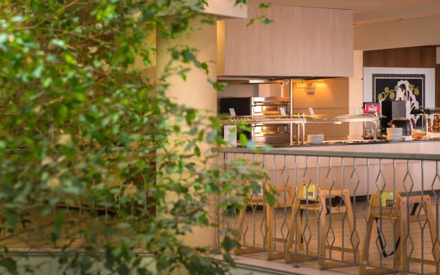 Aristoteles Holiday Resort & Spa